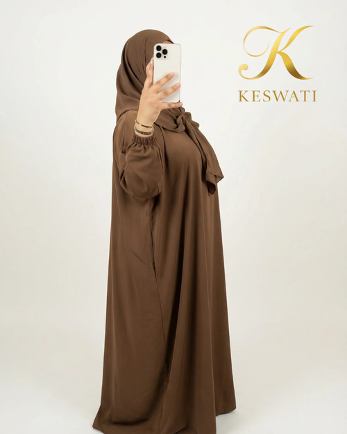 Abaya Classique Marron – Élégance & Confort au Quotidien